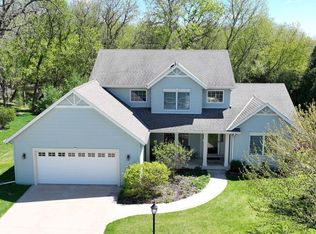 711 River Ridge Dr, Waterford, WI 53185