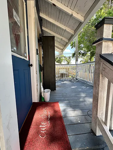 803 E James St Photo 1