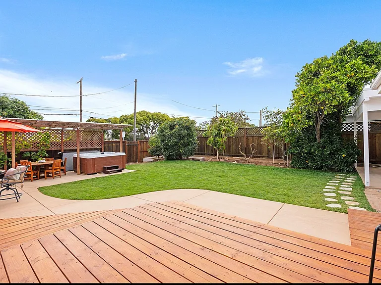 1204 California St — Photo 48