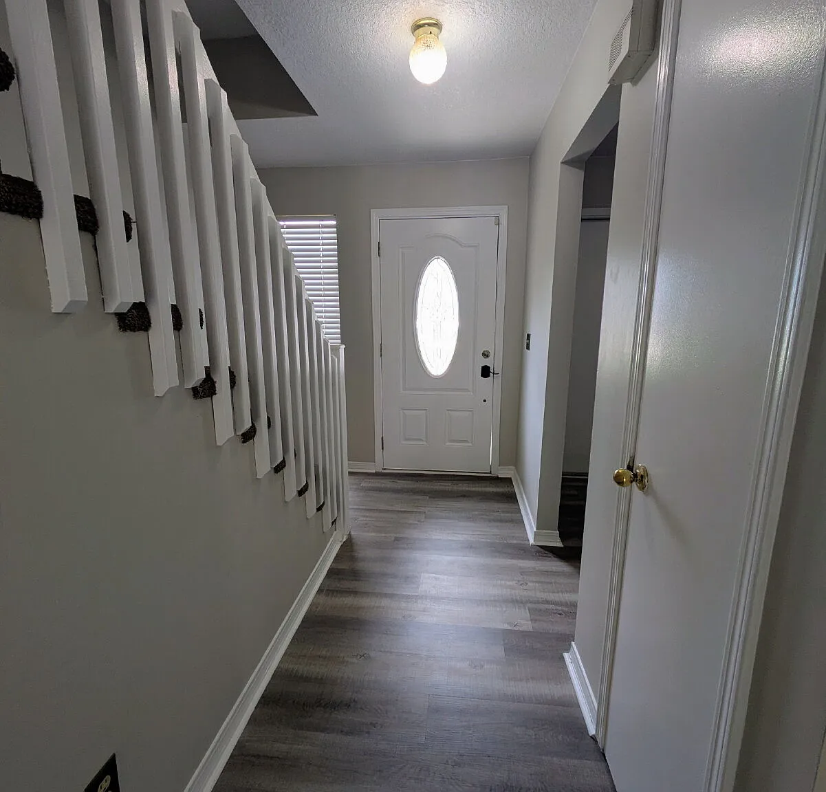3 bed, 2.5 bath, 1446 sqft, $2,295 — Photo 2