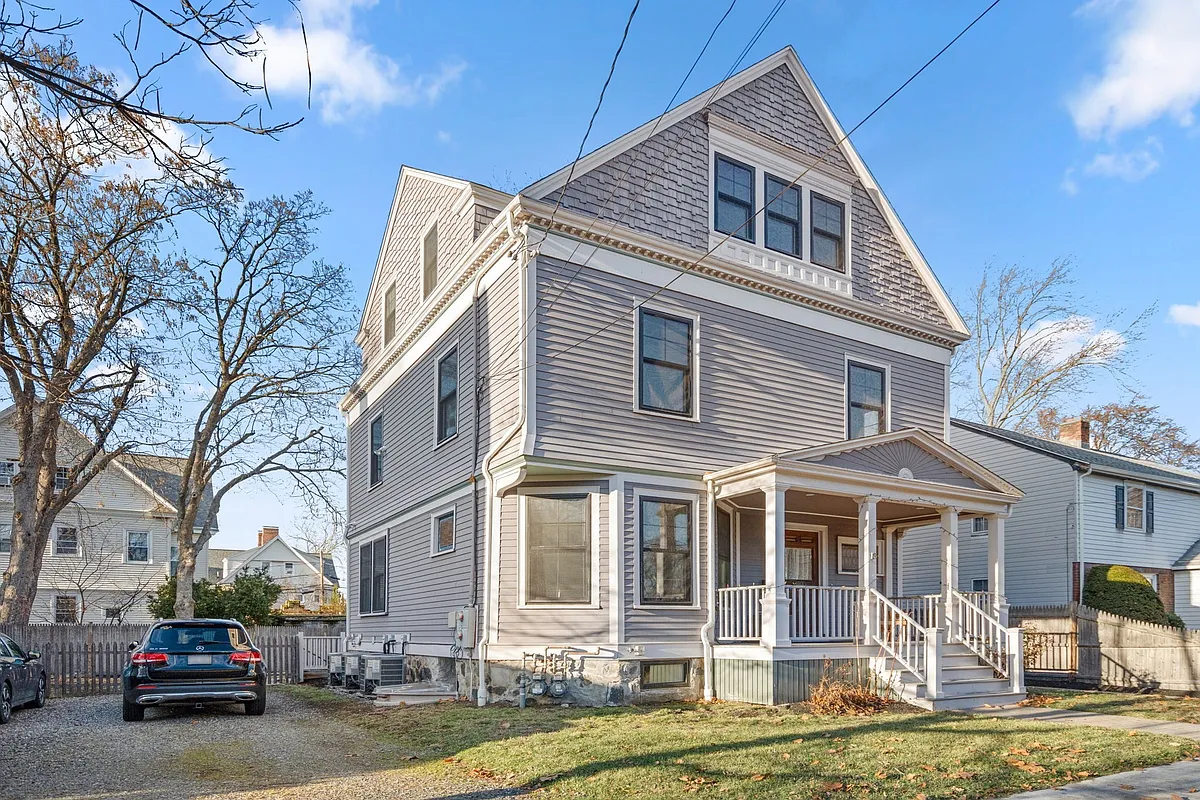 Building Photo - 18 Wyman St #1