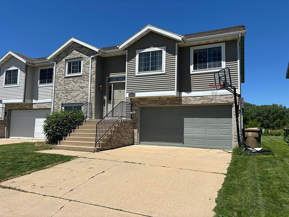 1st image of 5130 Great Gray Dr #5130