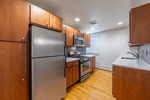 116 N Aberdeen Ave #A2 Photo 1 116 N Aberdeen Ave #A2 Photo 1
