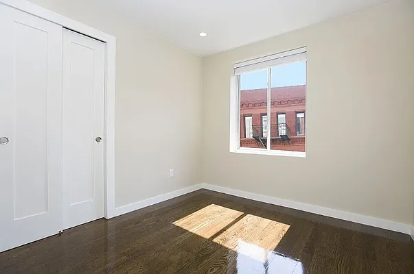 Rented by REAL New York | media 4