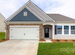 294 Ridgeview Ln, Mars Hill, NC 28754