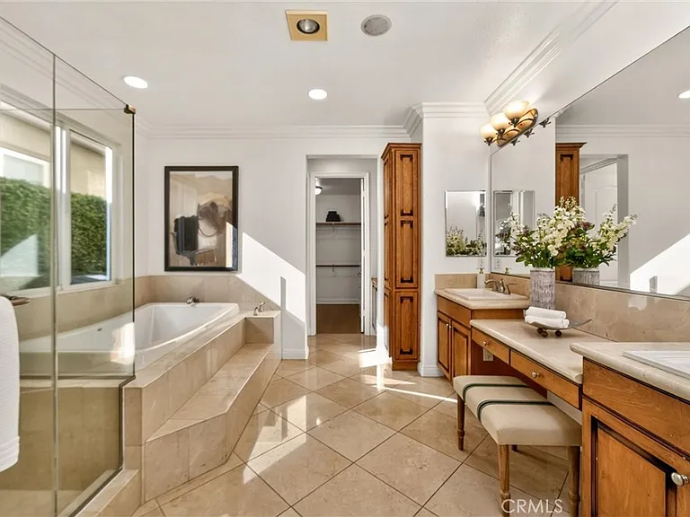 20100 Livorno Ln — Photo 17