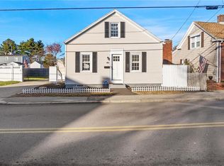 49 Randall St, Cranston, RI 02920