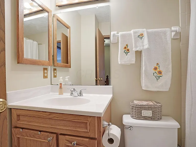3568 Frenchpark Dr — Photo 20