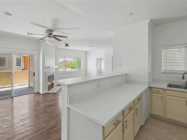 8725 W Flamingo Rd — Photo 13