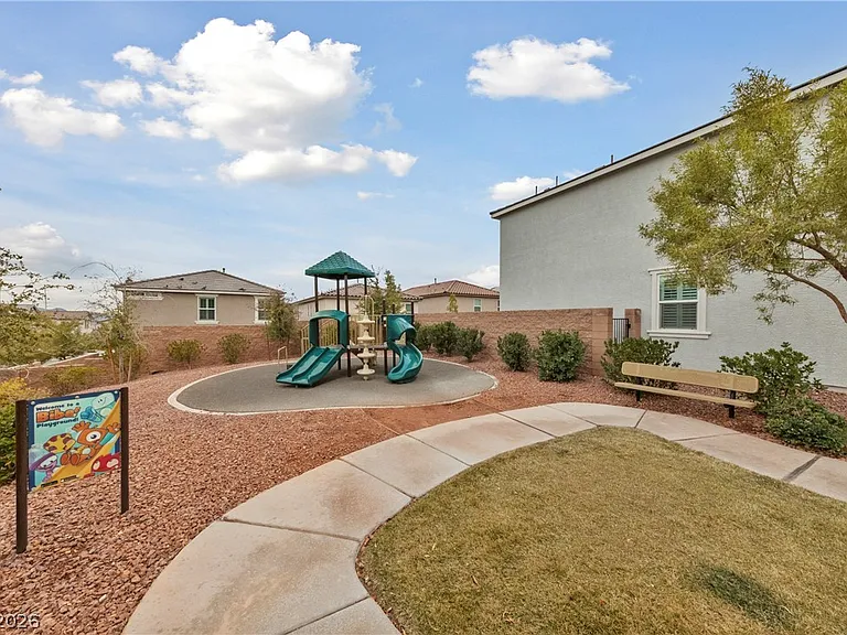 7960 Jaspence St — Photo 33