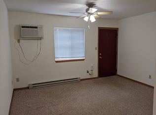 137 John St #2, Dekalb, IL 60115