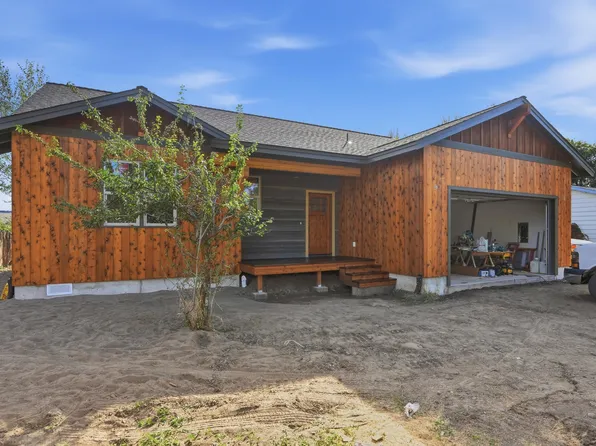 1082 NW 10th St, Prineville, OR 97754