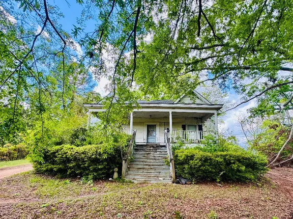 105 Cambridge St, Abbeville, SC 29620