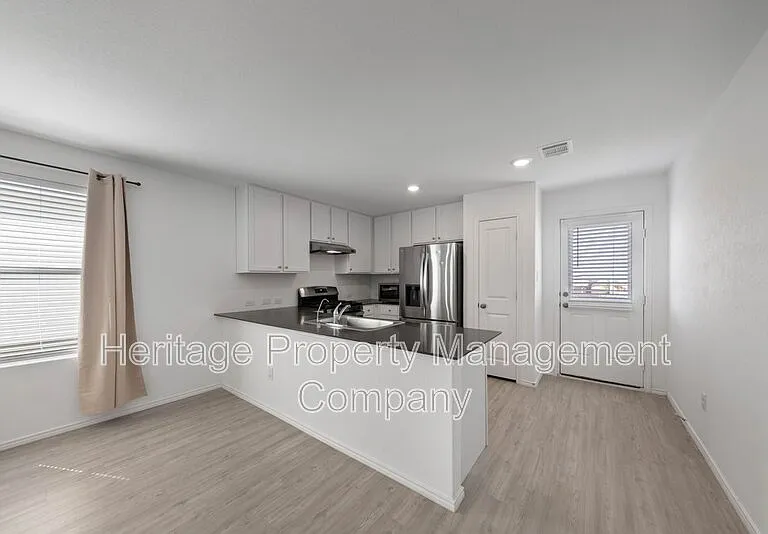 9015 Sumners Wise — Photo 21