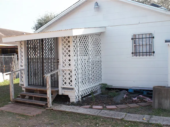 200 Clemmer St, Corpus Christi, TX