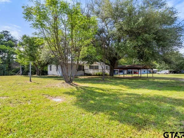 16917 Springcrest Ln, Lindale, TX 75771