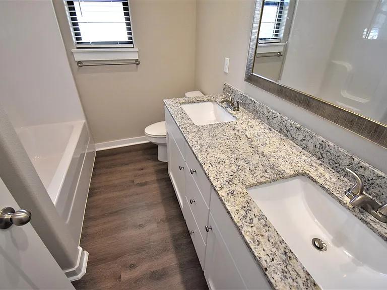 481 N Tacoma St — Photo 21