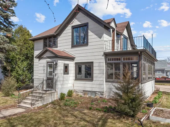 1102 N Division St, Appleton, WI 54911