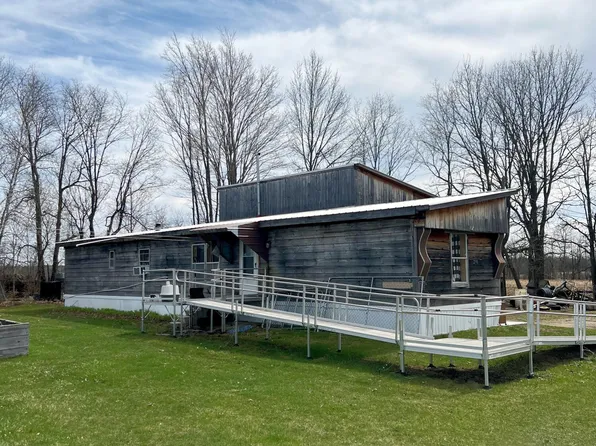 290 Fiske Rd, West Chazy, NY 12992