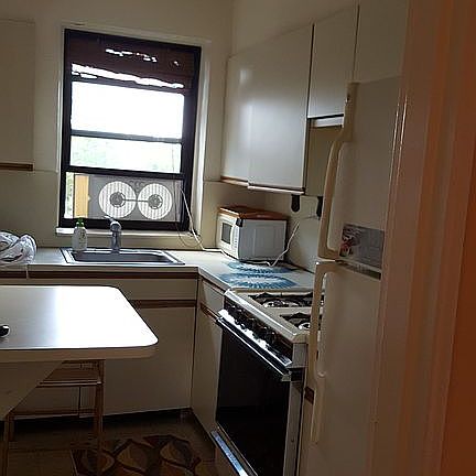 3rd image of 2821 Kings Hwy APT 4K