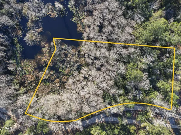 1350 Cypress Ave, Chipley, FL 32428