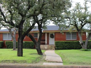 1112 E Coke St, Hamilton, TX 76531