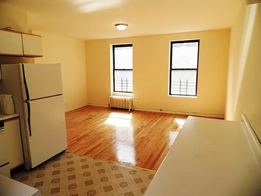 Rented by Stonecrest Realty | media 15