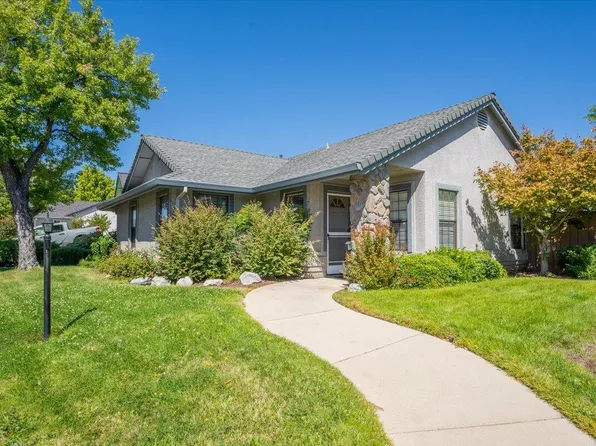 265 Vintage Path, Redding, CA 96003