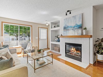 8638 Quarry Ridge Ln UNIT B, Woodbury, MN, 55125