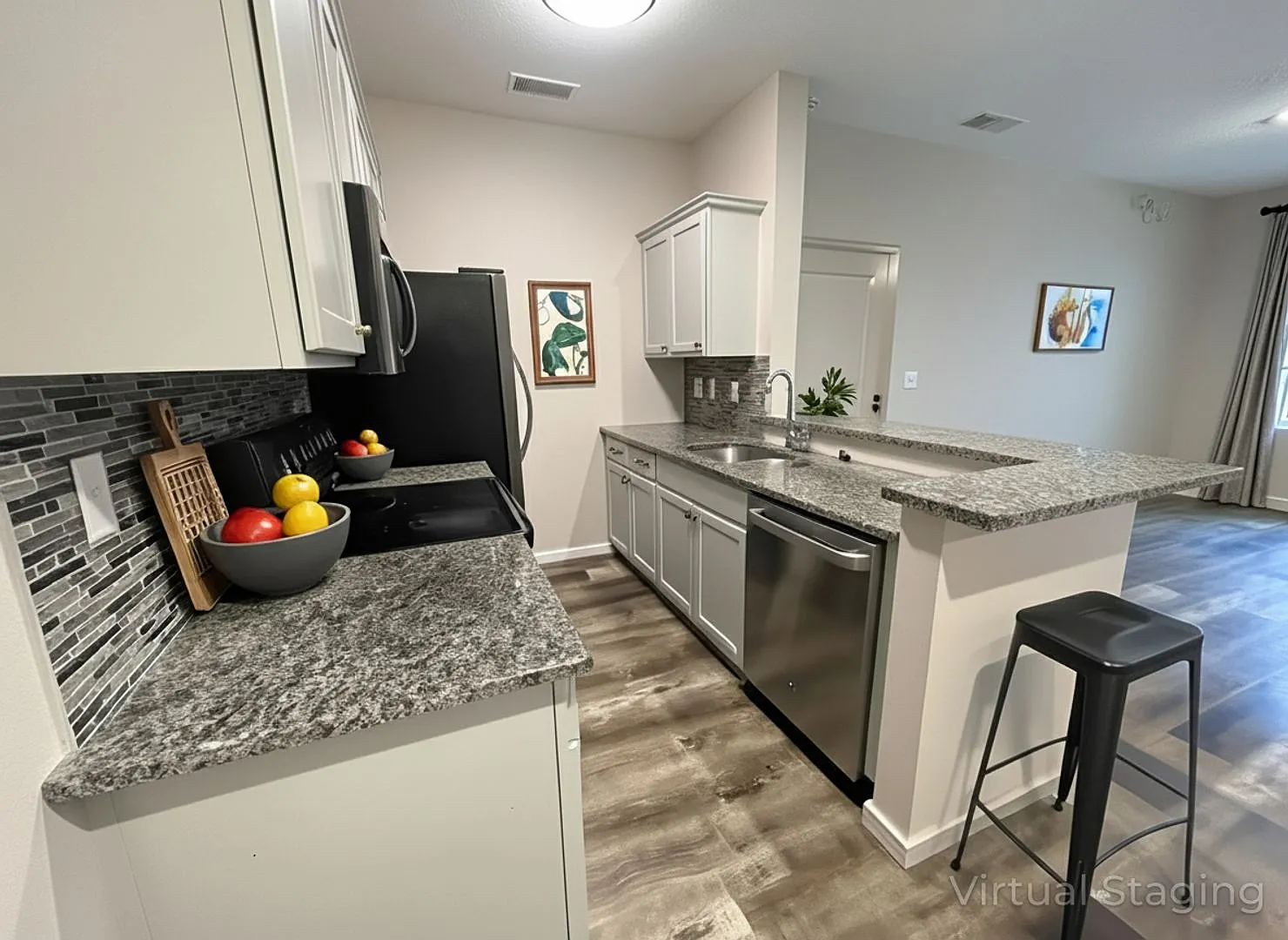 325 Majestic Dr — Photo 3