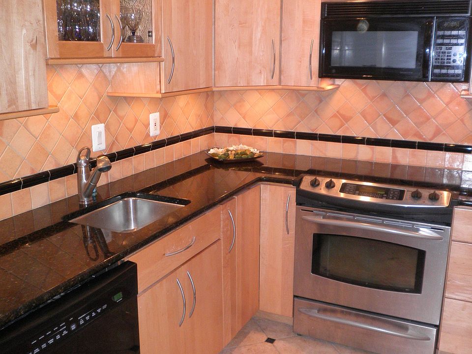 8 x 11 Custom Kitchen