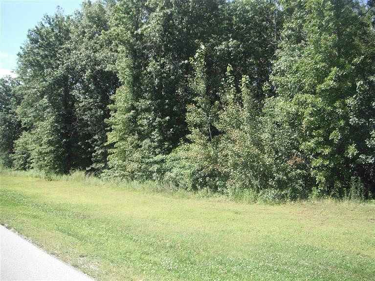2nd image of 10380 Cheryl Ln