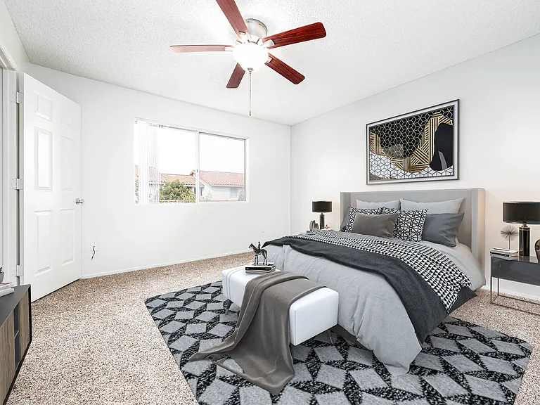 Villa Del Sol Apartment Homes — Photo 13