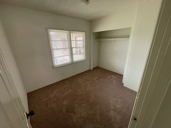5th image of 380 N Mar Vista Ave #3