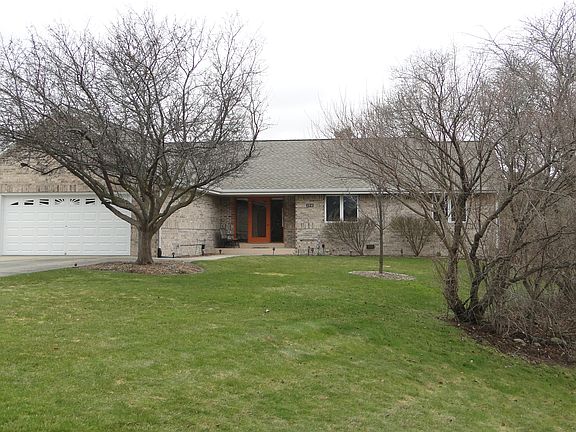 2nd image of 208 Kisdon Hill Ct