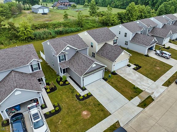 3rd image of 29096 Pembrooke Blvd