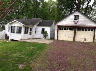 34 Teneyck St, Stony Pt, NY 10980