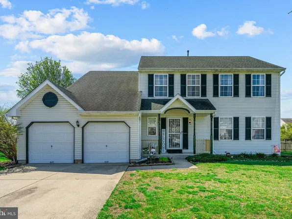512 Coleman Dr, Clayton, NJ 08312