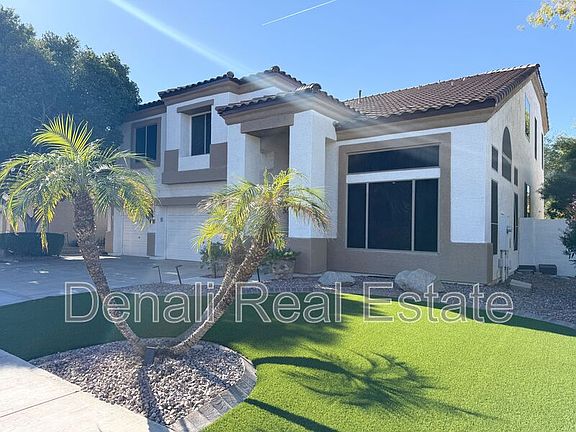 2nd image of 1432 S Apache Dr
