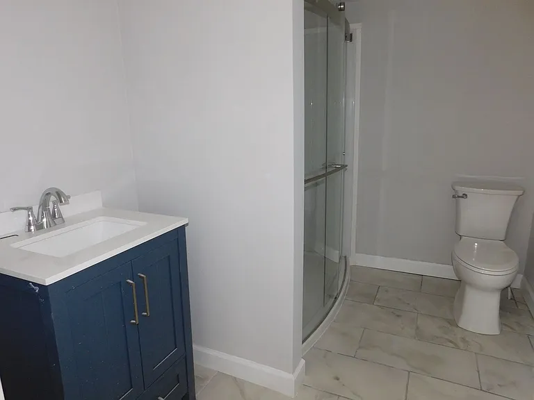 304 Avenue A — Photo 15