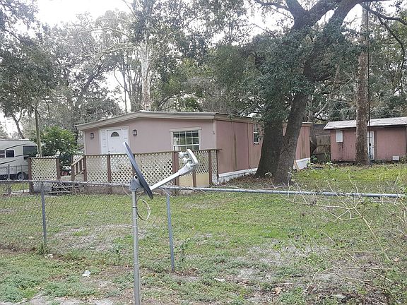 3rd image of 8936 Eaton Ave