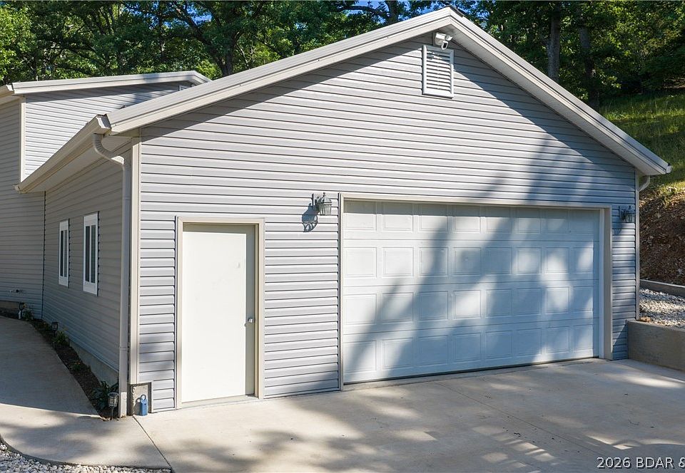 1st image of 3501 Great Lake View Dr