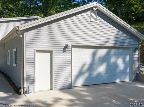 3501 Great Lake View Dr, Gravois Mills, MO 65037