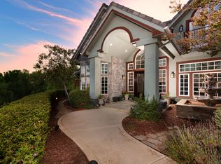 19 Rolling Wood Ln, Fallbrook, CA 92028