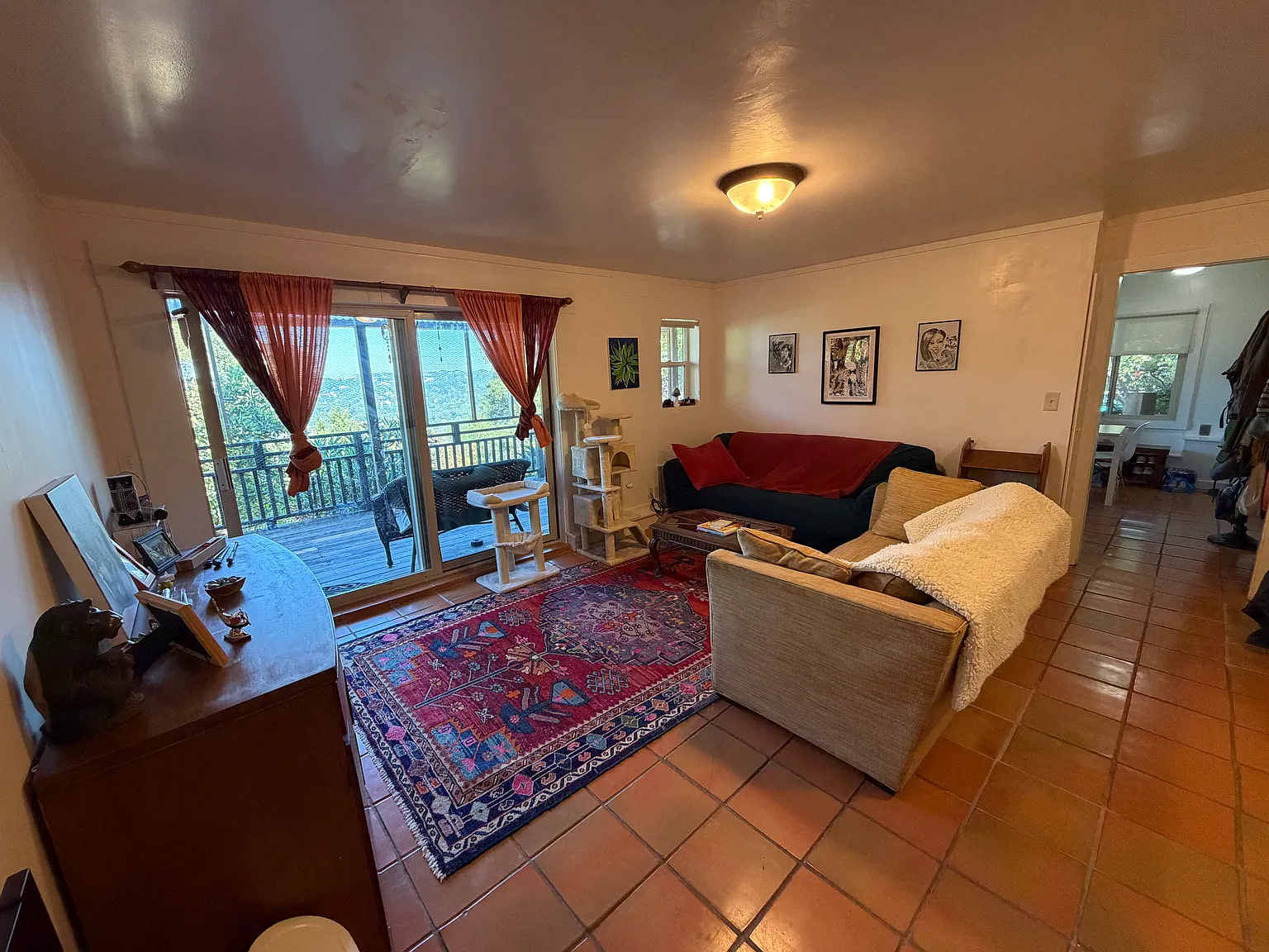 1 bed, 1050 sqft, $1,500 — Photo 4