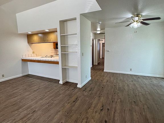 5th image of 4300-04 W Douglas Ave #4304