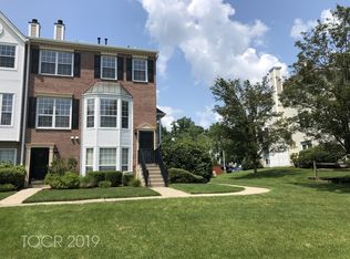 487 Quince Ct, Mahwah, NJ 07430