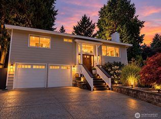 10929 NE 116th Place, Kirkland, WA 98034