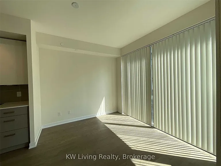 17 Dundonald St #509 — Photo 17