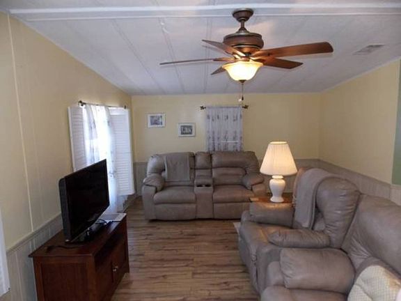 3rd image of 36422 Arbor Oaks Dr